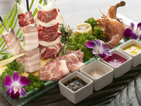 Sunset Luxury Plate with Luxurious Salad Bar & Dessert Buffet (per person)