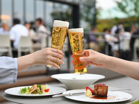 【ビアガーデン2026】前菜5種、鶏もも肉のローストの2品＋生ビールなど選べる1ドリンク