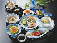 [Weekday Lunch - Room Charge Included] Summer Feast Set Meal
