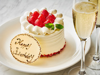 【アニバーサリープラン】グランドディナービュッフェ＋乾杯スパークリング+ホールケーキ★平日★13,800円（２名様分）＊7/25～8/31（8/10、12～14を除く）