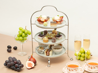 August 31st onwards: Afternoon tea featuring autumn flavors / Includes free drinks