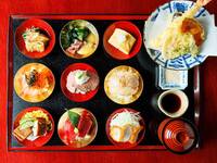 [Limited Quantity Lunch] Six-Color Mini Rice Bowl and Seasonal Vegetable Obanzai Set Meal 