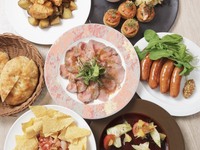 【夏のビアホールプラン】大麦牛のローストビーフと肉汁ソーセージのWメイン！夏限定・夏満喫プラン◆1杯目に「特製オリジナルモヒート」サービス！