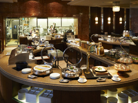 【平日限定◆乾杯ドリンクと和牛ローストビーフ1皿付】納涼会ランチブッフェ