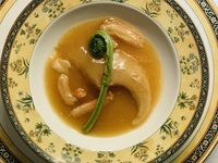 Upgrade to braised shark fin in our 6-course chef's choice lunch menu.