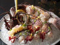 [Celebration Plan] Kyo Kaiseki Course with Whole Lobster and Sea Bream Sashimi for 5 people