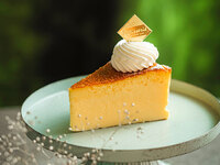 バスクチーズケーキ　