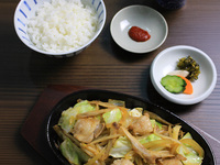 もつ鉄板焼き