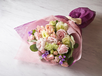 Flower bouquet [Anniversary option] 6,600 yen (tax included)