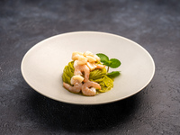 Lunch Set [Cold Capellini with Seafood and Pistachios]