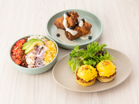 Omotesando Exclusive NY Crab Cake Brunch Course