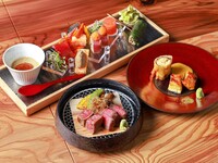 【Table Seating】Sushi & Drinks Course – 27 dishes: a delightful spread of appetizers, tempura, meat dishes, and sushi, allowing you to fully experience the charm of Tomikawa.
