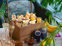 【Tea Time】 Weekdays-only “Summer Tropical Afternoon” (Entry times: 12:00, 14:30, or 17:00)