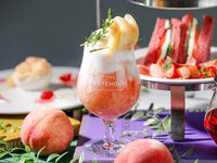 【TEA TIME】アフタヌーンティーセット　シーズナルドリンク付き＜土日祝＞