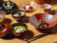 【Table Seating – Lunch Kaiseki Course “Sui Rin”】 An 8-course kaiseki menu featuring seasonal appetizers, sashimi, and domestic beef.