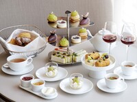 【8/1-9/15  Weekend/Public Holiday】Kyoho & Shine Muscat Afternoon Tea
