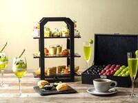 【THE BAR】シャインマスカットのアフタヌーンティー(￥6.800)