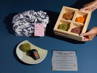 "Once in a Blue Moon" Mooncake Collection 4 pieces 