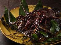 Spiny lobster 【Availability period: September 17 onwards】