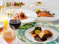 【期間限定】オマール海老やフォアグラなど豪華食材コース＋2.5時間飲み放題付き12719281