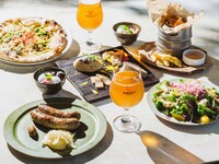【夏季限定套餐】 “夏日麦酒宴套餐”：大盘盛装共6道菜9种料理 + 2小时畅饮，价格5,800日元