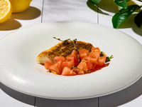 [Aug 13–15] Obon-exclusive luxury dinner buffet for adults (13 years and older)