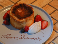 【THE ROOF】 2-person巴斯克风格 cheesecake / 9cm