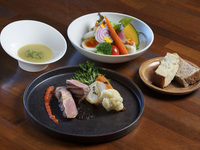  【7/30以降はこちら！】リニューアル！旬野菜と淡路島食材を愉しむ陽・燦燦セット（えびすもち豚）全4品