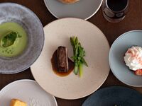 7/17 onwards: [Dinner] A casual 5-course dinner set + sparkling wine for toast