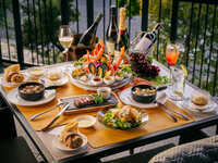 Riverside Terrace Dinner