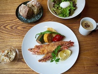 SET C – Deep-Fried Local Prawns (3 Pieces)