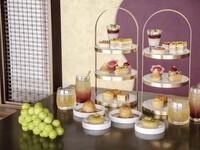 9/14～ 　Shine Muscat & Grapes Afternoon Tea after 5:00pm / Weekday