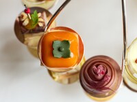 【9/1-11/5 平日限定】柿と栗のアフタヌーンティー オリジナルモクテル1杯付き