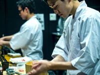 ＜事前決済＞【9/8限定】職人の技を学ぶ：鮨職人 水戸海音による 江戸前鮨の握り体験