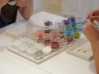 【10th Anniversary Prefectural Resident Discount】 The base price for hands-on crafting experiences is reduced by 1,000 yen