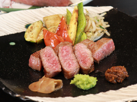 【天望コース　匠-TAKUMI-】神戸牛ステーキ2種食べ比べや特製神戸牛のガーリックライスなど　全6品