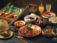 (N)Party Share Plan 8800 [Includes crab pad thai and curry]
