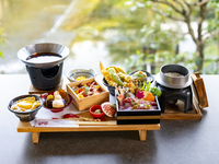 京都蓋飯五種品嚐套餐～和牛與時令蔬菜 生蛋絲火鍋～（秋季版／2026年9月1日起）