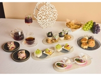 A Treat of Autumn-Scented Kyoho and Shine Muscat Grapes: Afternoon Tea + 2-Hour All-You-Can-Drink Café  ~Weekdays, 3:00 PM Entry~