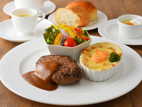 <New>北海道産牛ハンバーグ+じゃがいもと海老のグラタンセット