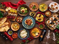 Weekend Lunch Semi-Buffet with your Choice of Main Course(2026/9-)