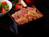 黒毛和牛ととうきょう柔豚のカツ重御膳