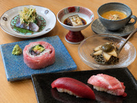 【主厨定制套餐】品味四季更迭的15道料理（9个寿司/5款小菜/一碗汤）