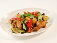 【休日オンライン予約限定】お勧めランチ　豚肉のカレー風味炒め（8月）