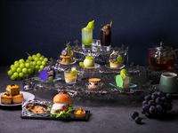 “Shine Muscat Afternoon Tea” from Yamanashi Prefecture, enjoyed in a lounge offering breathtaking views of Tokyo Bay
