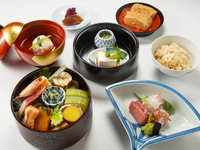 Koetsu water jar lunch box (sashimi)