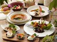 【10月24日　東京湾お台場花火プラン　17時入店】ふかひれと鮑の煮込み全8品＋乾杯スパーク付き（窓側）