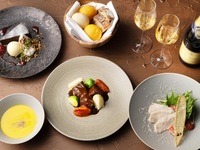 【Reservations required by the day before】Original lunch course featuring seasonal delicacies