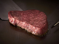 【Available only for guests arriving between 17:30–18:00: Shi Sho】An 8-course steak-focused menu featuring Wagyu beef (5% discount)