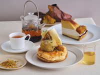 【9/2～スタート】“蜜芋”ブリュレパンケーキ＆選べるケーキのセット（ドリンク付き）